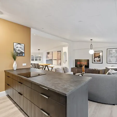 Possible Location-laugavegur Luxury Loft *